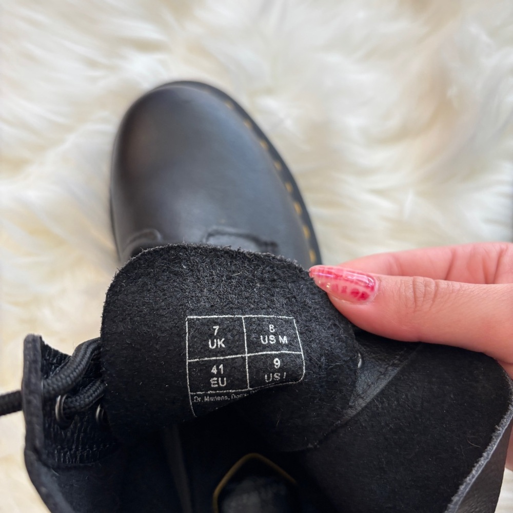 Dr. Martens 1460 Pascal Virginia Leather Lace Up Boots - Picture 9 of 9